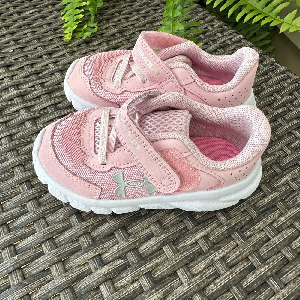 Under Armour Kids' Light Pink Sneakers - Picture 4 of 7